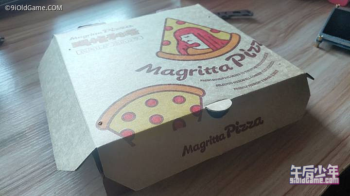 披萨很难吃 但重点是盒子不错